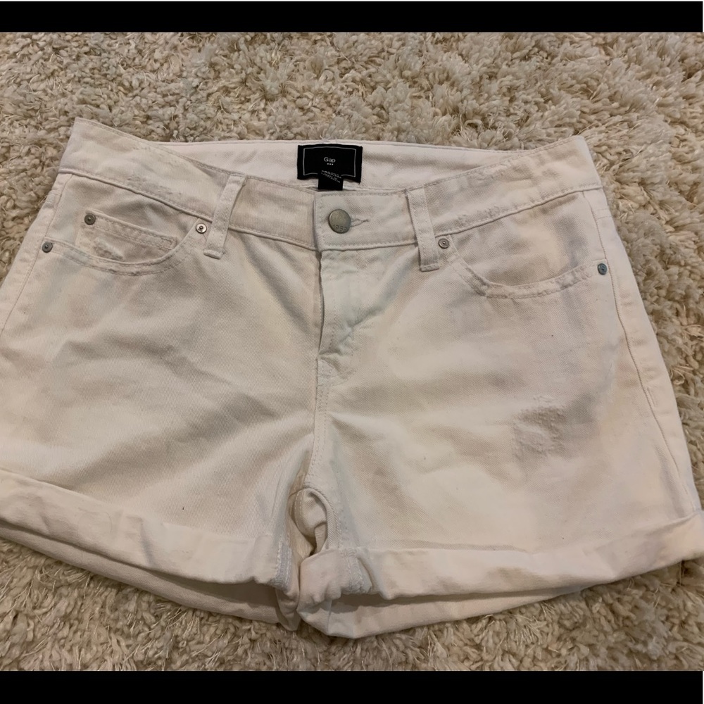 Women’s Gap Shorts